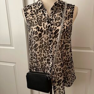 🌻Fabulous F21 NWT double zip crossbody bag